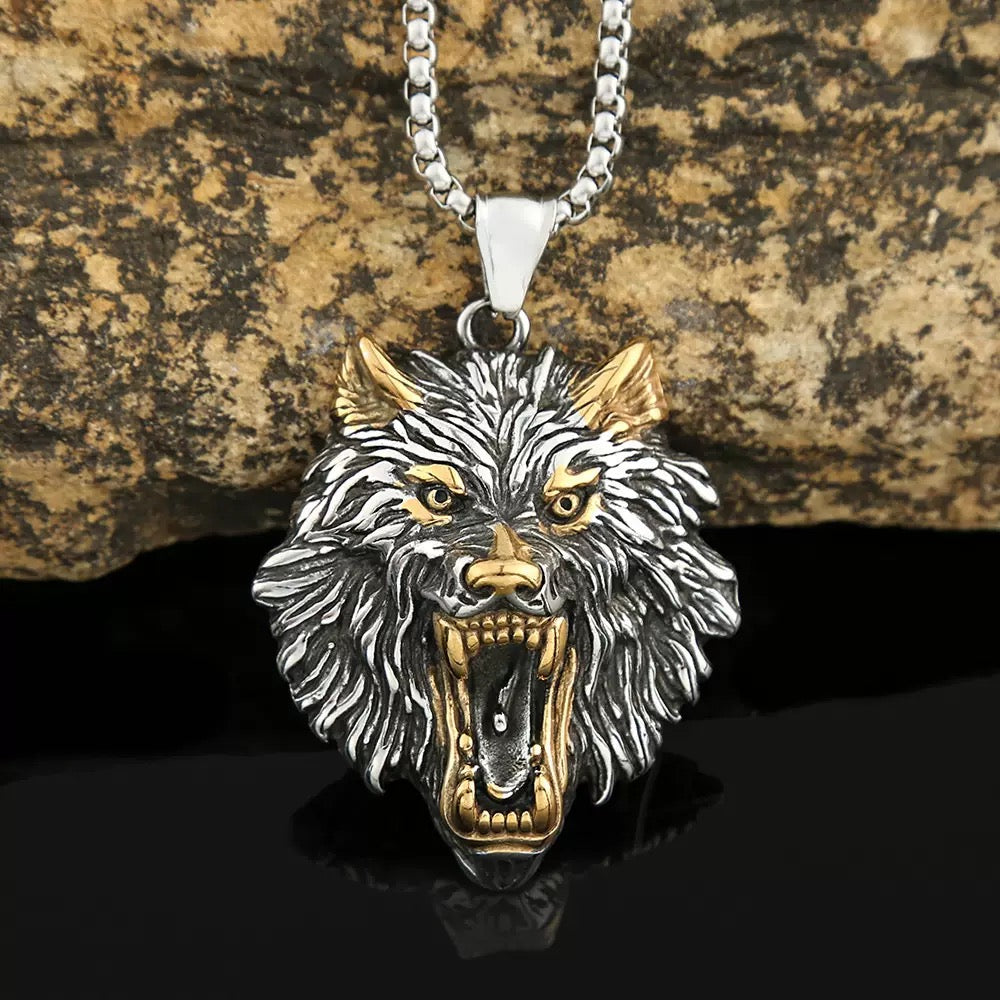 LABR Wolve Head Necklace