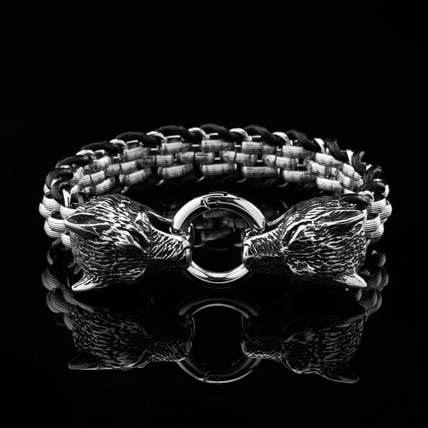 LABR Vintage Titanium Steel Bracelet With Wolf Head