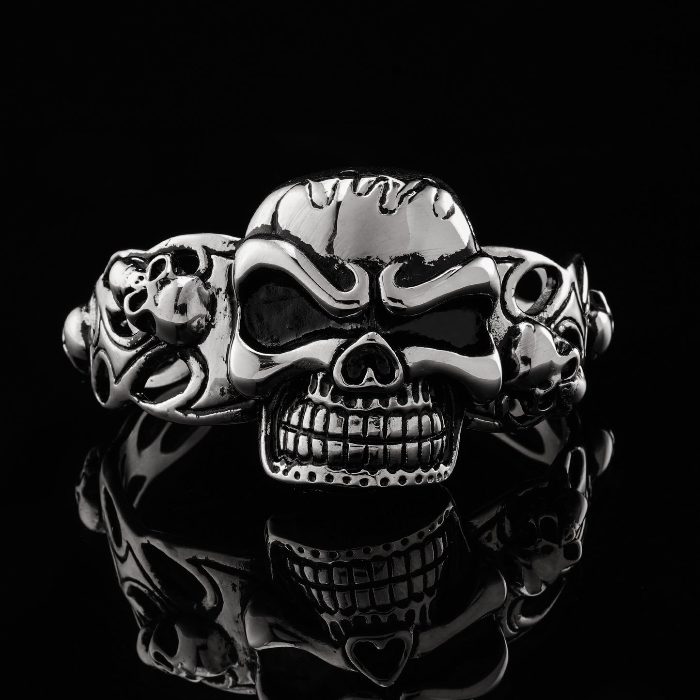 LABR Punk Huge Skull Bracelet