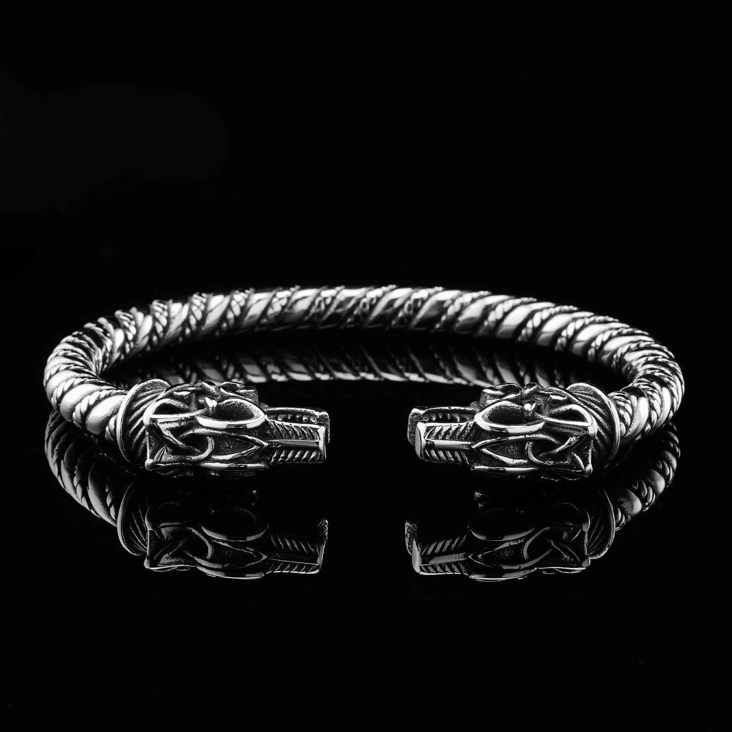 LABR Viking Twisted Wolf Head Bracelet
