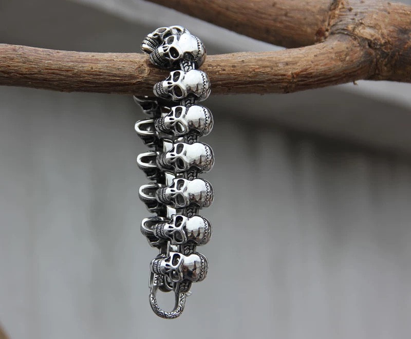 LABR Cycolinks Multi Skull Bracelet