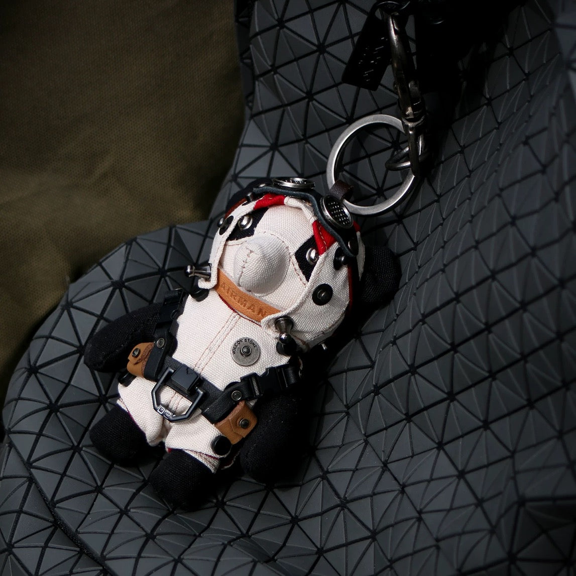 Pilot Panda – Plush Charm – LABR